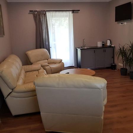 Kuivizu Krogs - Motelis Salacgrīva Buitenkant foto