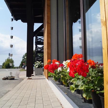Kuivizu Krogs - Motelis Salacgrīva Buitenkant foto