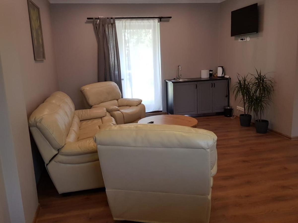 Kuivizu Krogs - Motelis Salacgrīva Buitenkant foto